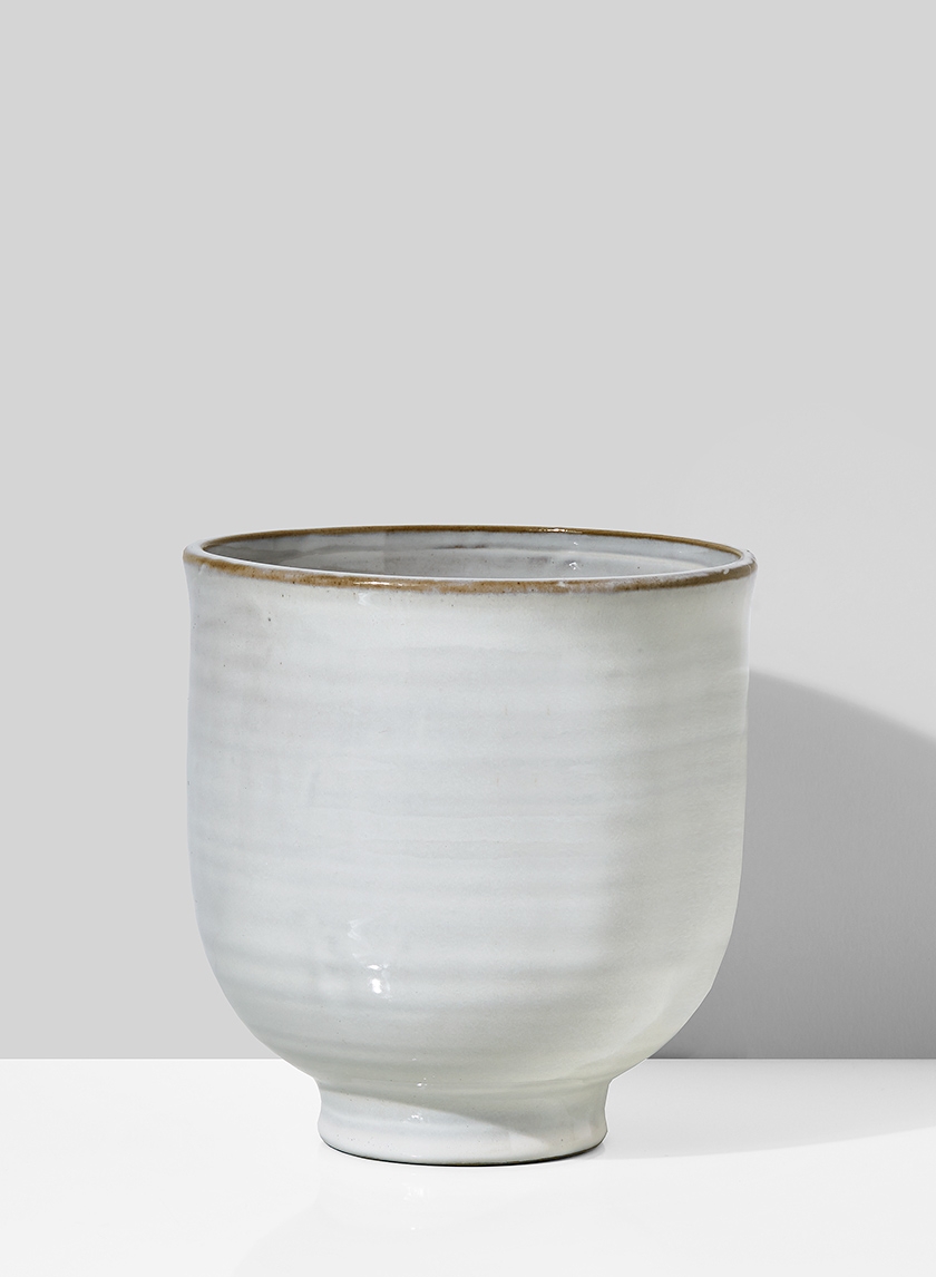 5 ¾in Glazed Ceramic Pedestal Bowl