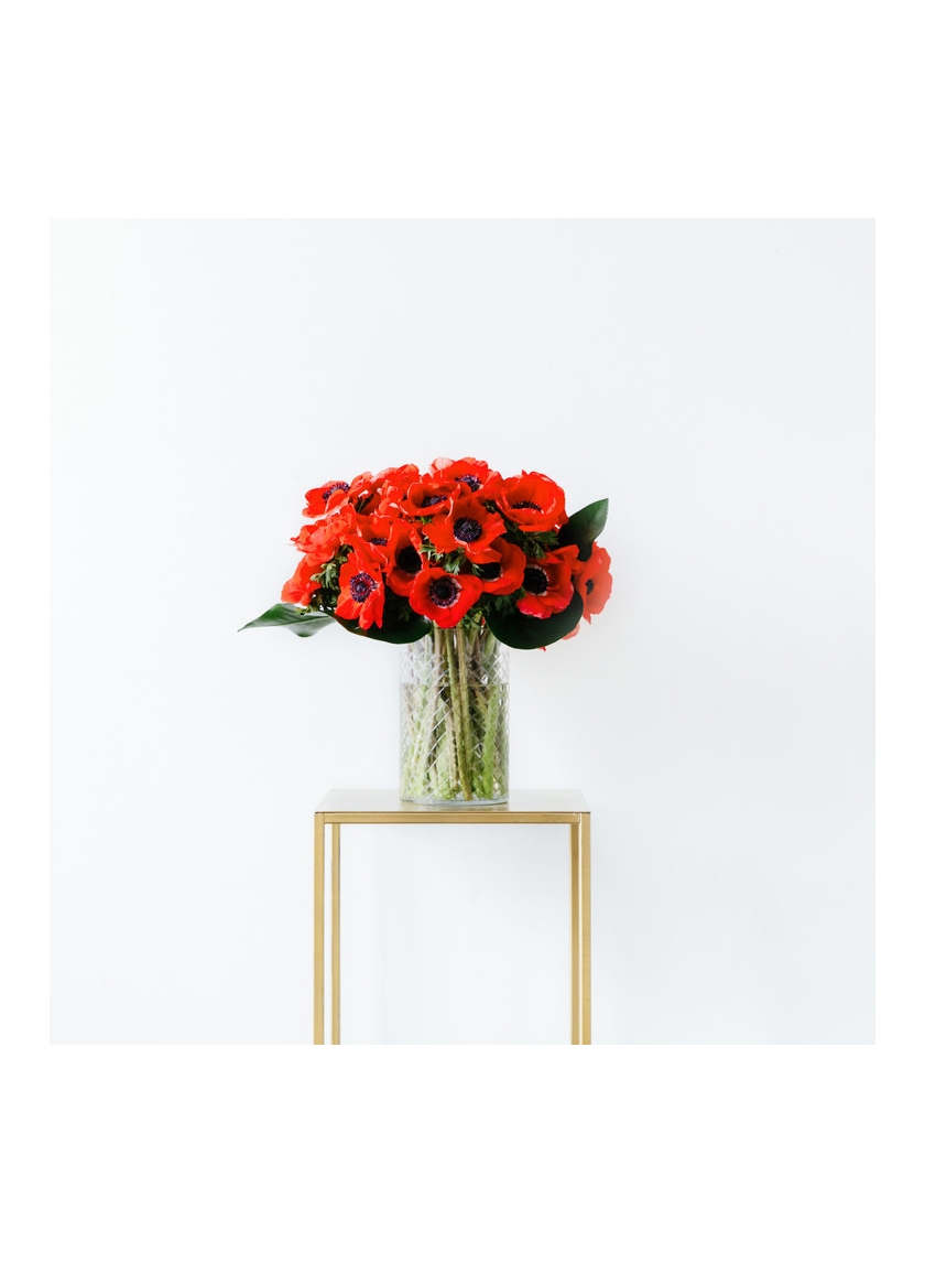 red anemone centerpiece inspired by 2017 oscars viola davis dress