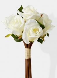 white silk rose bouquet